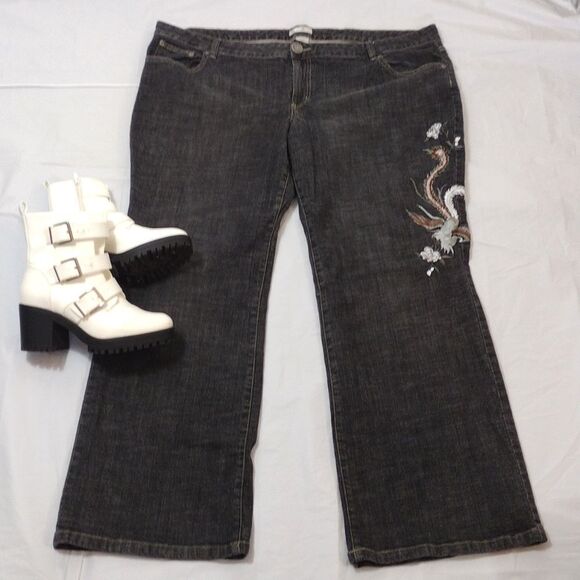 Y2K Faded Black Floral Eagle Embroidered Flare Jeans Plussize 24W - Picture 3 of 17
